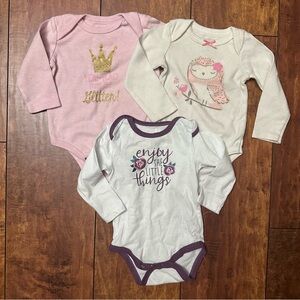 girls long sleeve onesie bundle 6-9 months